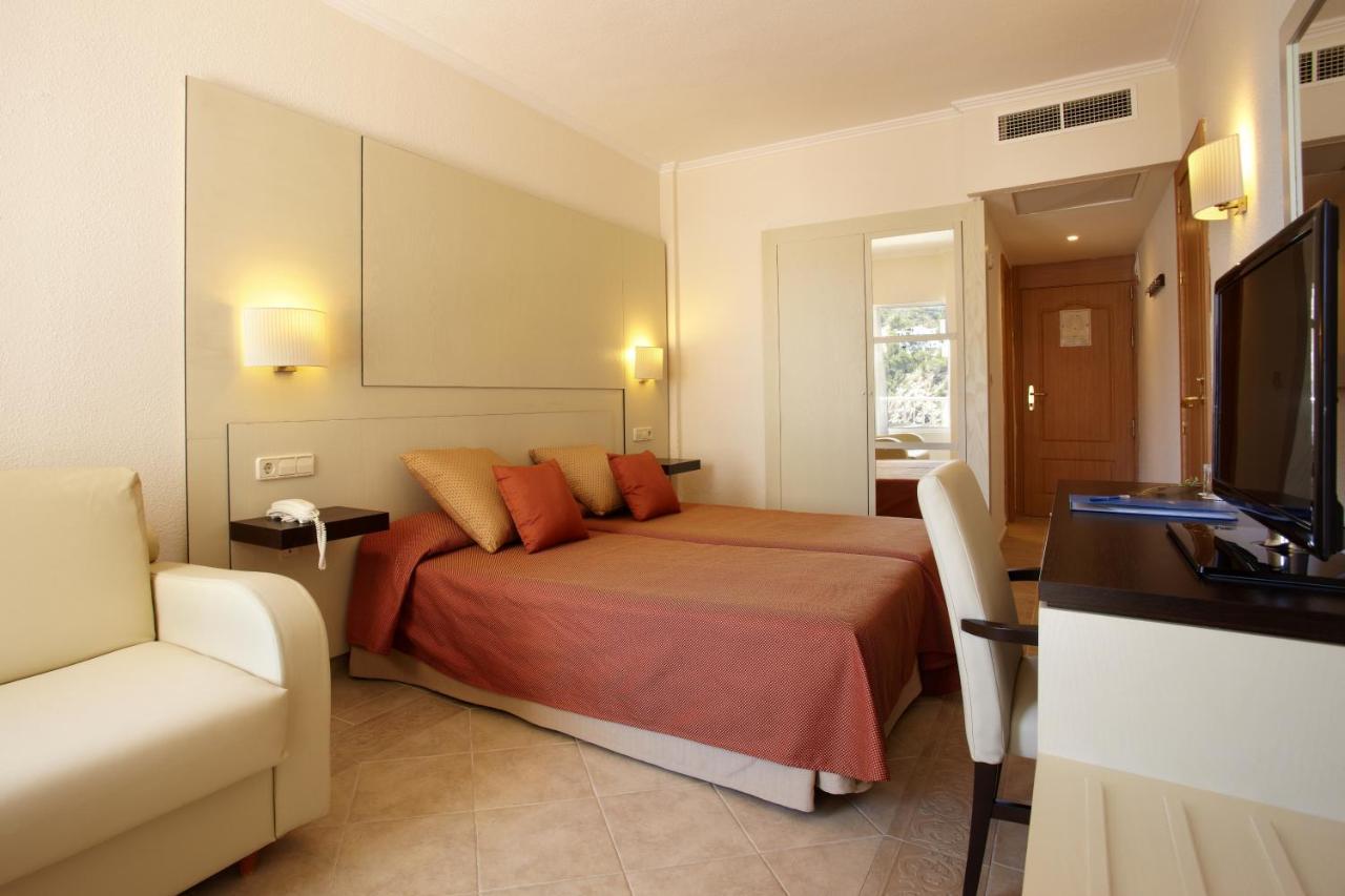 Habitación Doble con vistas parciales al mar (1 adulto)
